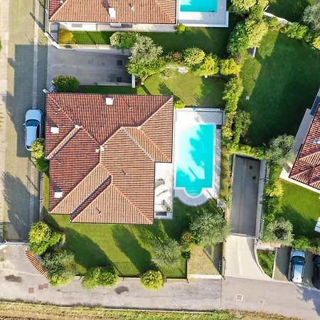 Erika Villa Manerba del Garda